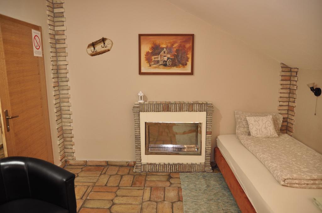 Roadside Guest House Palić Extérieur photo