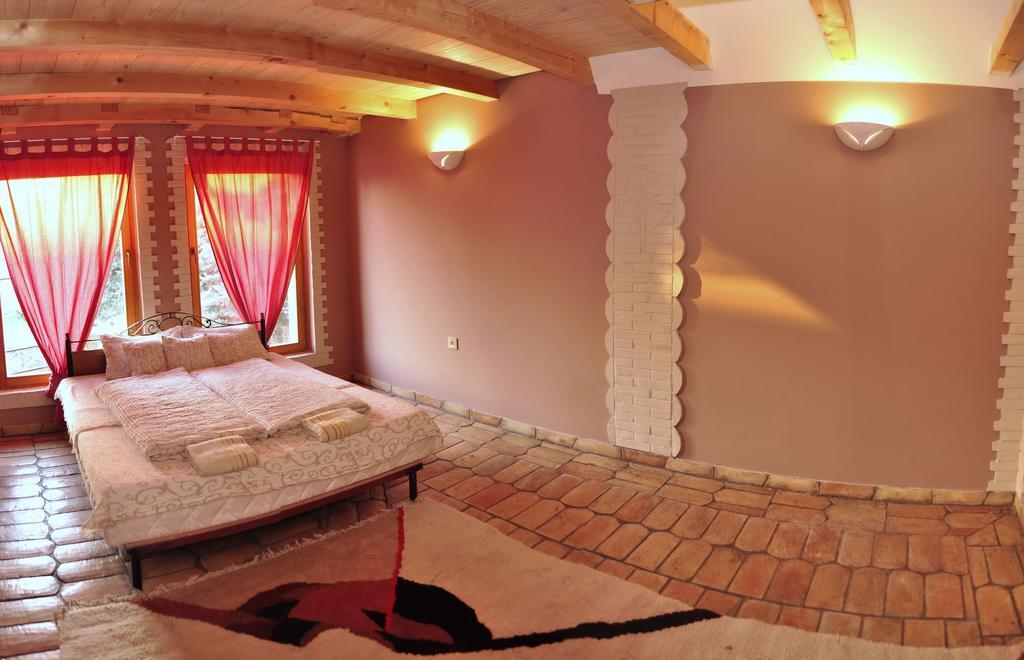 Roadside Guest House Palić Extérieur photo